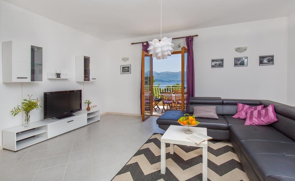 Donje Celo Apartment Lujak מראה חיצוני תמונה