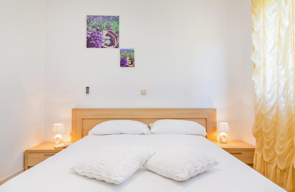 Donje Celo Apartment Lujak מראה חיצוני תמונה